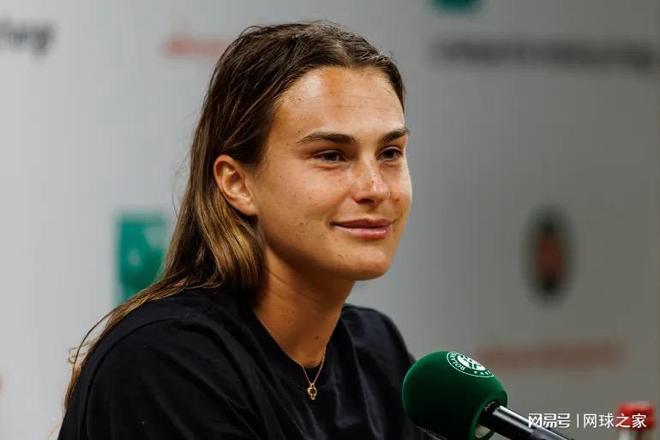 中表现出色 中表现出色